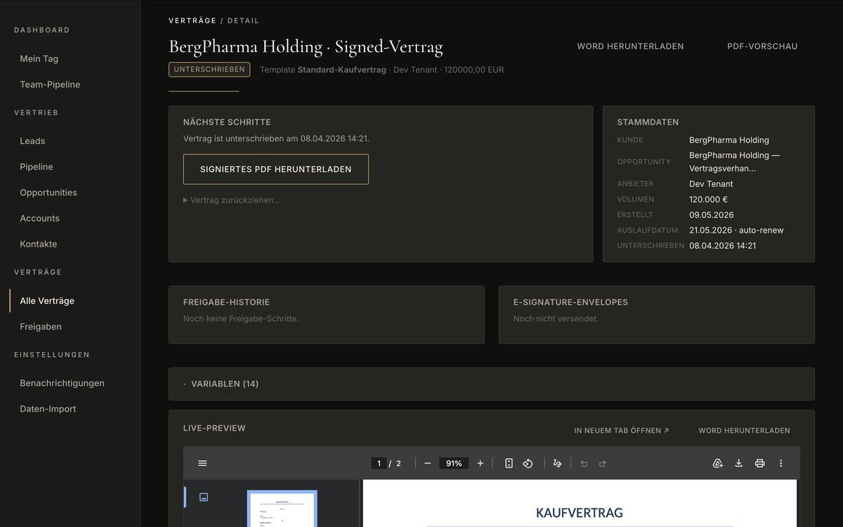 Vertrag-Detailansicht mit Stammdaten und PDF-Preview